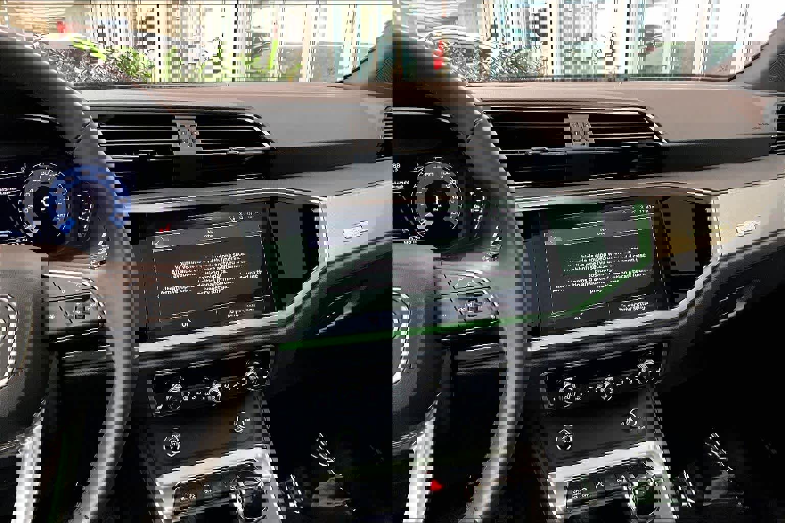 Certified 2025 Audi Q3 2.0T Premium w/ Convenience Package AWD/4WD image 7