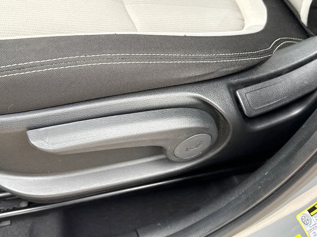 Used 2020 Hyundai Venue SEL w/ Convenience + Premium Package image 22