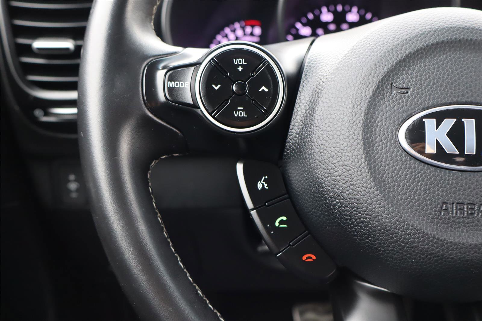 Used 2019 Kia Soul + image 16