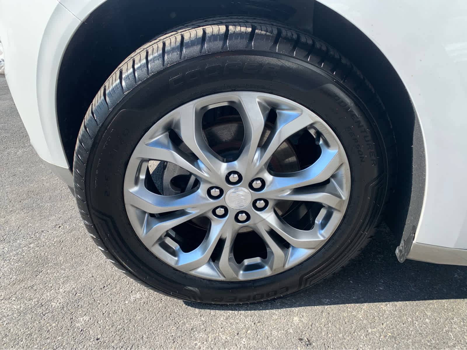 Used 2018 Buick Enclave Avenir w/ Avenir Technology Package image 8