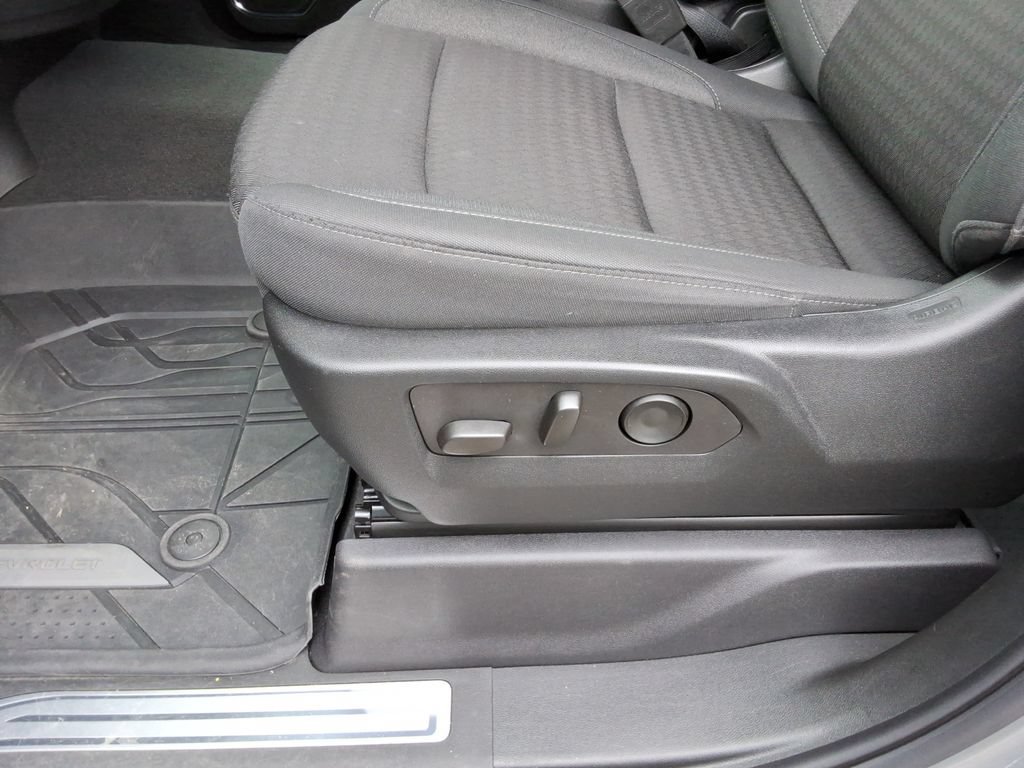 Certified 2024 Chevrolet Silverado 1500 RST AWD/4WD image 24