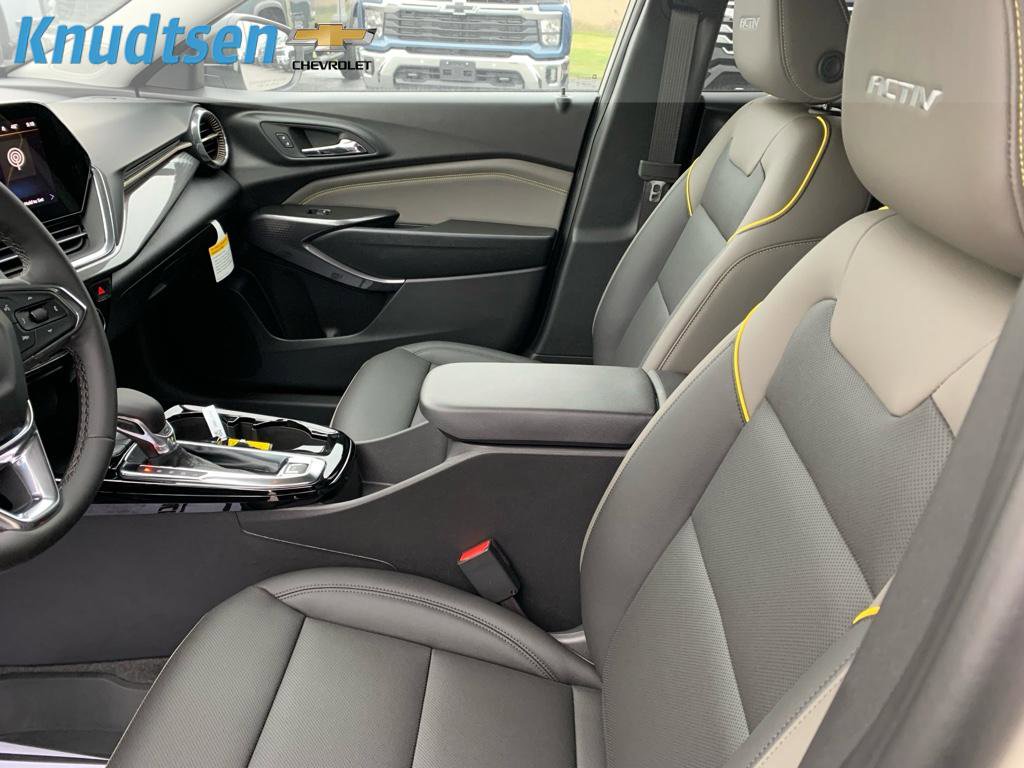 New 2026 Chevrolet Trax ACTIV w/ Sunroof Package image 9