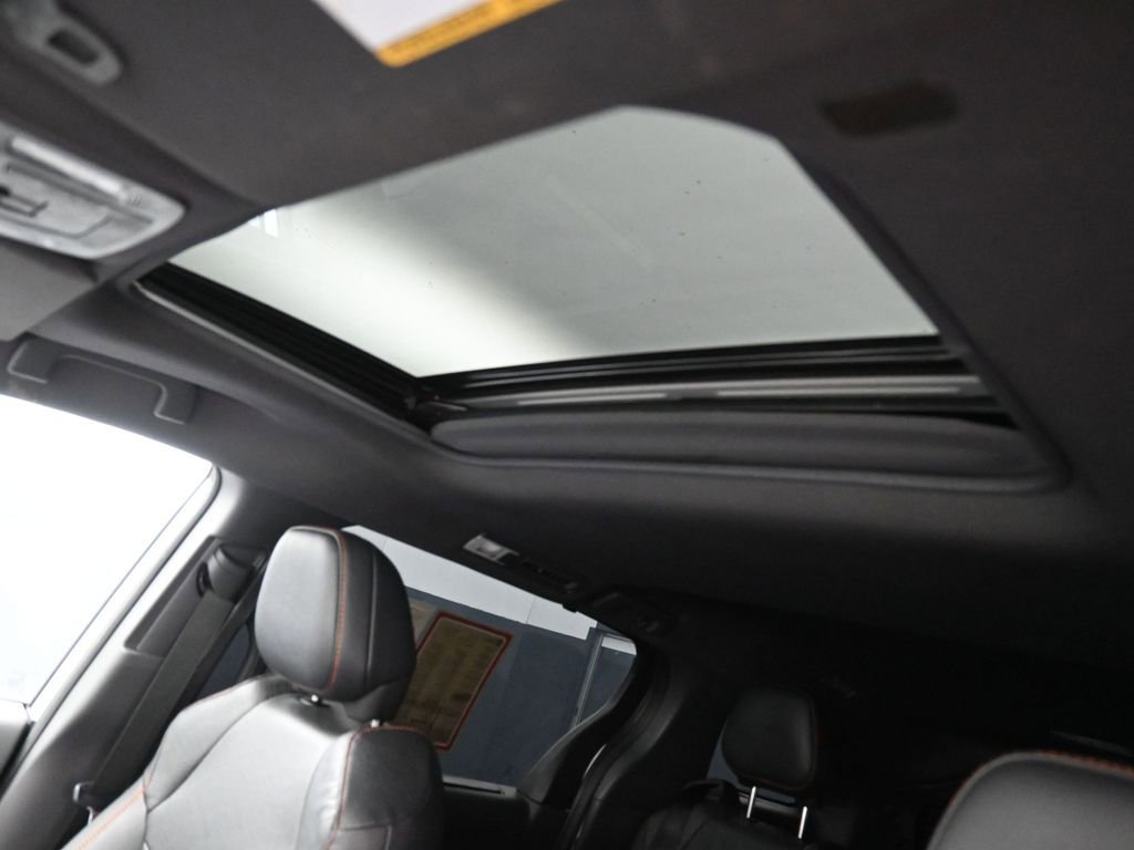 Certified 2024 Toyota Sienna XSE w/ XSE Premium Package image 31