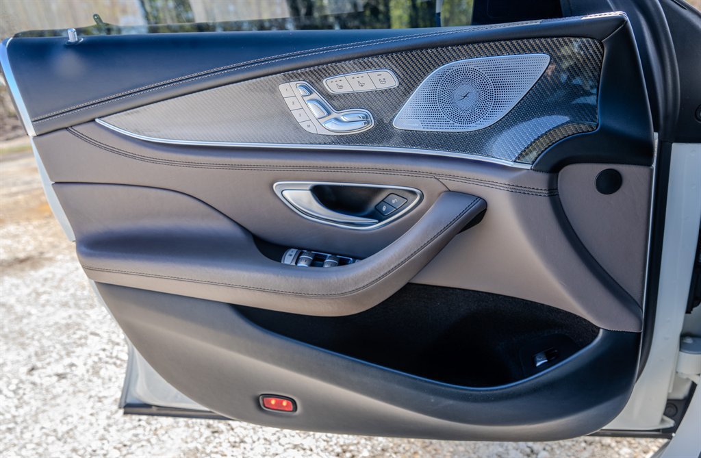 Used 2019 Mercedes-Benz AMG GT 63 image 26