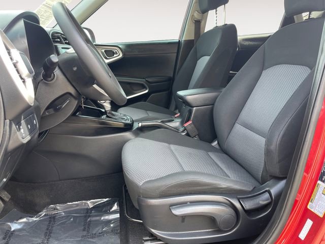 Used 2022 Kia Soul LX image 31