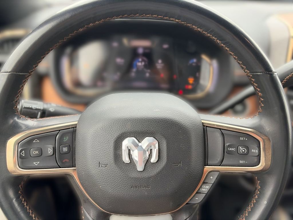 Used 2024 RAM 2500 Limited w/ Towing Technology Group image 14