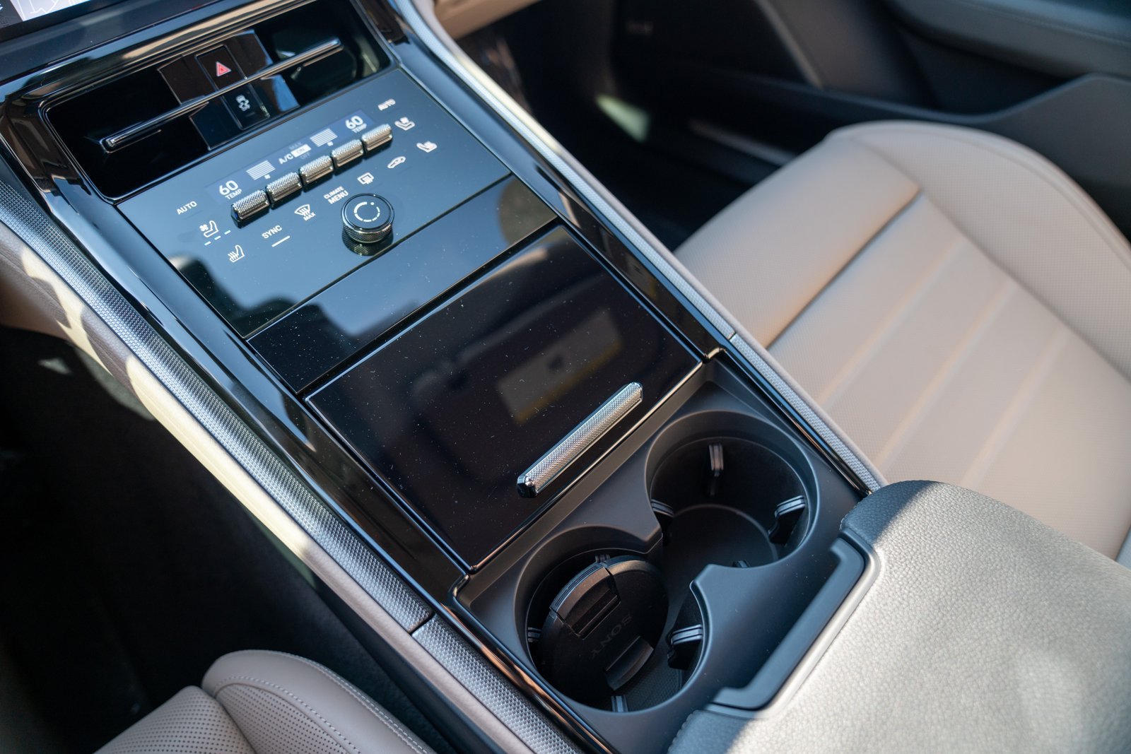 Certified 2026 Porsche Panamera 4 AWD/4WD image 21