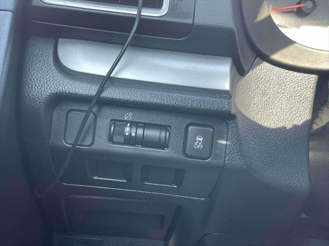 Used 2016 Subaru Forester 2.5i Premium w/ All-Weather Package image 19