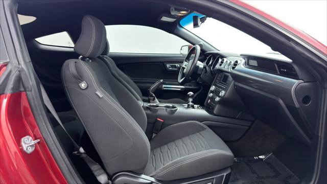 Used 2016 Ford Mustang GT w/ GT Performance Package RWD image 19