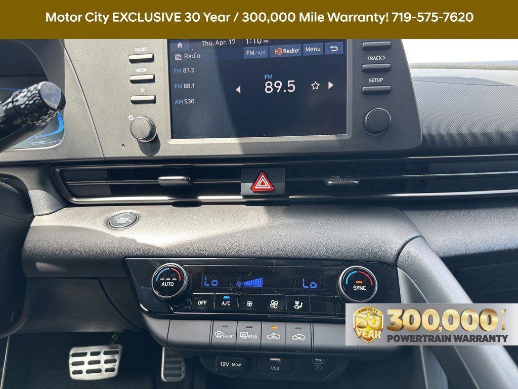 New 2025 Hyundai Elantra SEL image 15