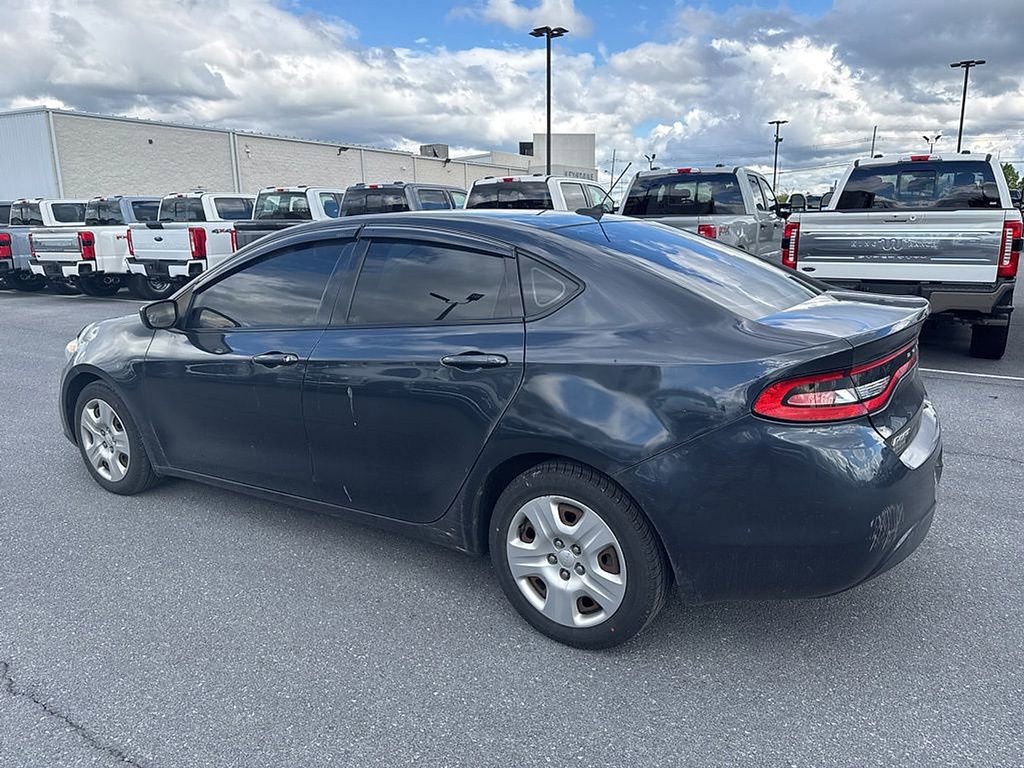 Used 2014 Dodge Dart SE w/ Convenience Group FWD image 3