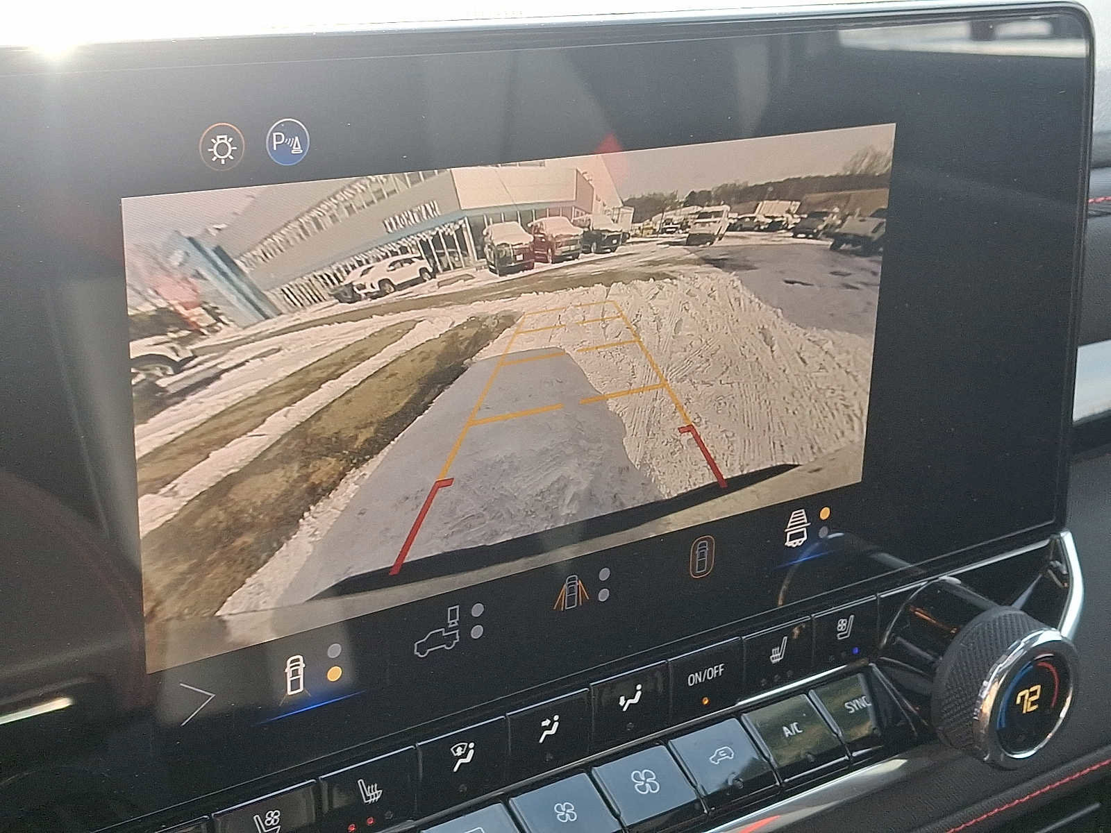 Used 2024 Chevrolet Colorado Z71 w/ Z71 Convenience Package 2 image 19