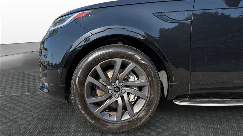 Used 2023 Land Rover Discovery S R-Dynamic AWD/4WD image 9