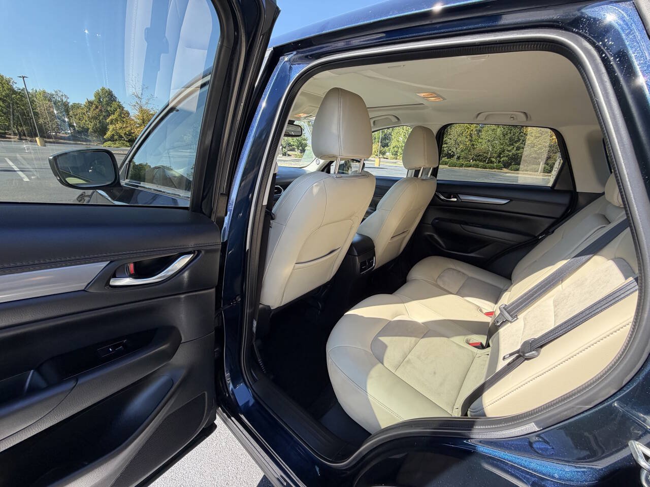 Used 2018 MAZDA CX-5 Touring w/ Preferred Equipment Package AWD/4WD image 14