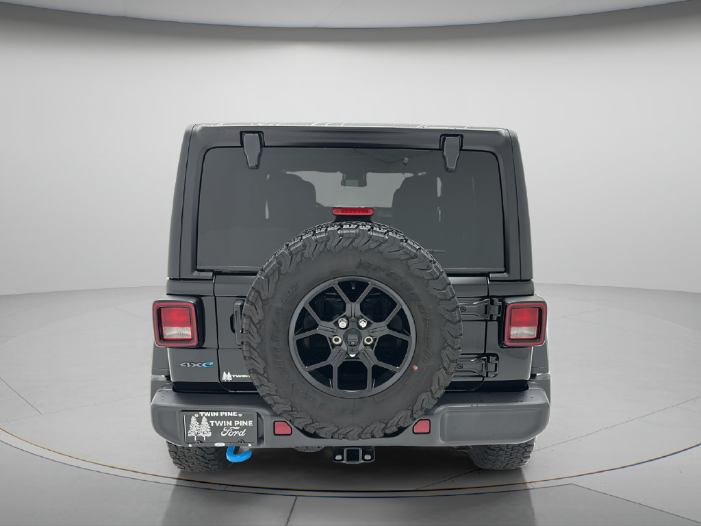 Used 2024 Jeep Wrangler Unlimited AWD/4WD image 7