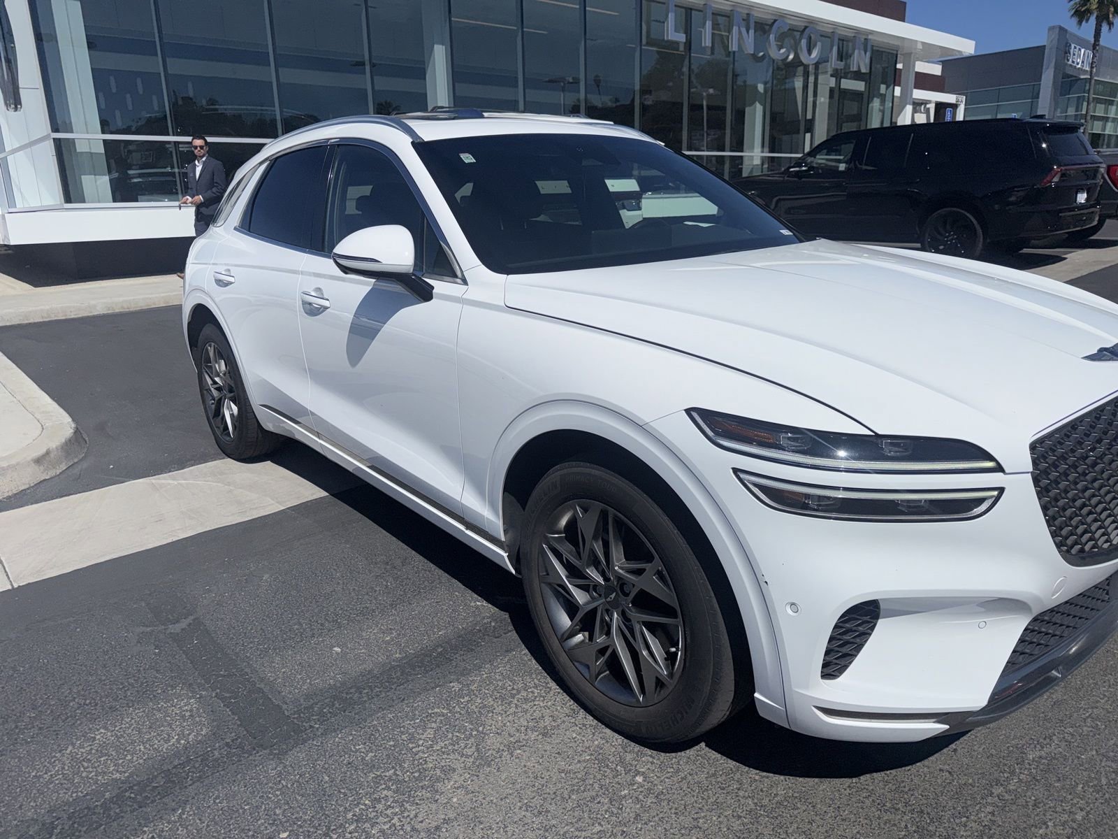 Used 2022 Genesis GV70 2.5T w/ Advanced Package image 15