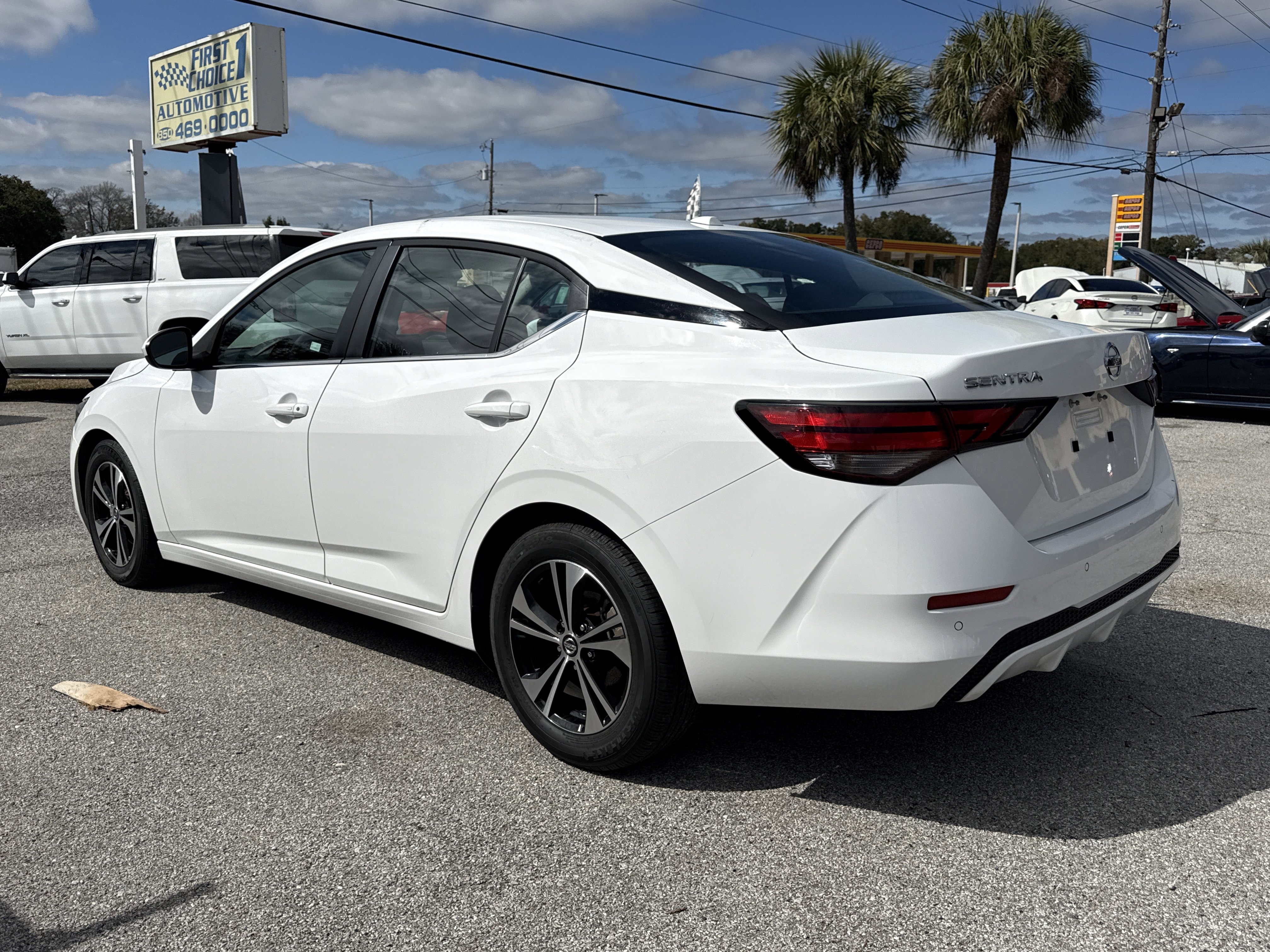Used 2023 Nissan Sentra SV FWD image 2