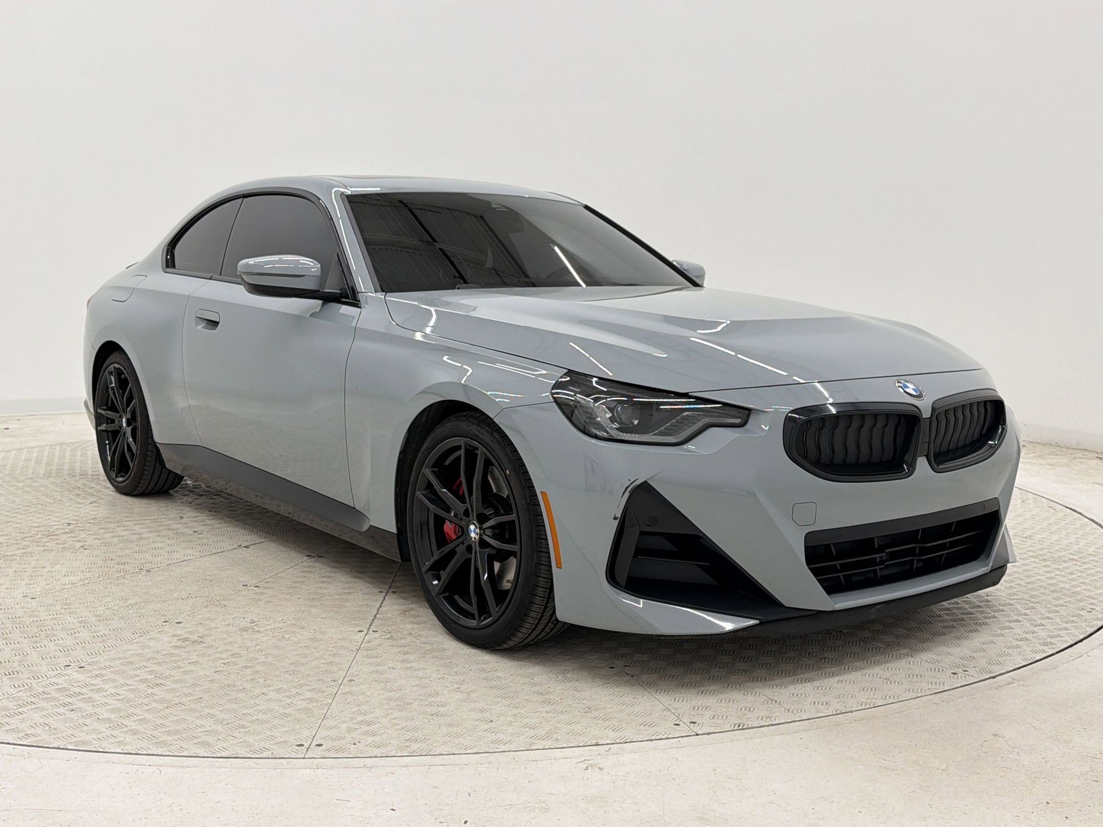 Used 2023 BMW 230i Coupe w/ M Sport Package RWD image 7