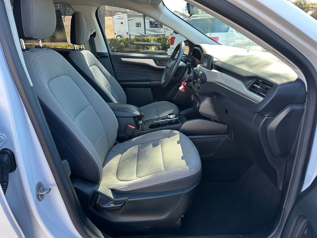 Used 2022 Ford Escape S image 39