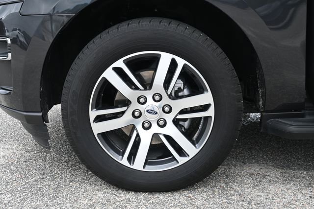 Used 2024 Ford Expedition Limited image 27