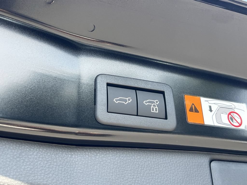 New 2026 Toyota RAV4 XSE AWD/4WD image 21