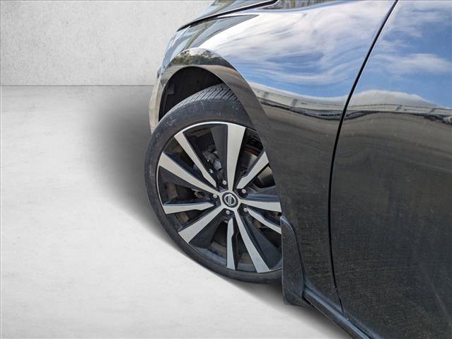 Used 2019 Nissan Altima 2.5 SR w/ SR Premium Package image 10