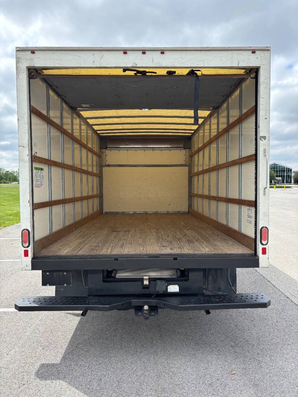 Used 2019 Ford E-350 and Econoline 350 Super Duty w/ Power Windows & Locks Group RWD image 7
