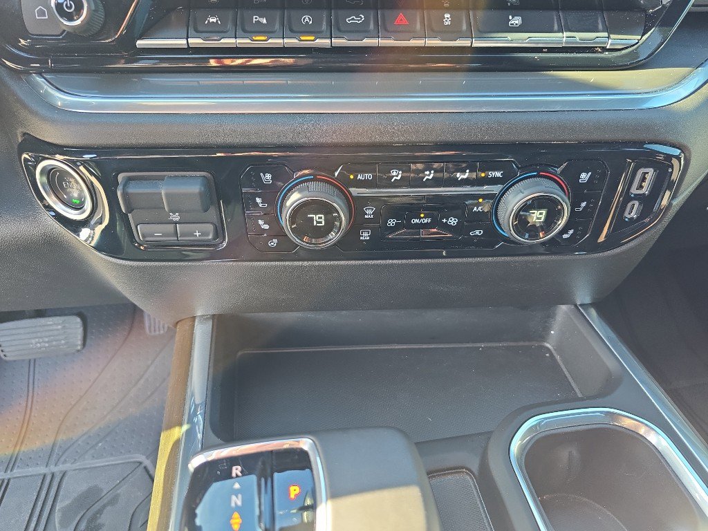 Used 2025 Chevrolet Silverado 1500 High Country w/ High Country Premium Package image 36