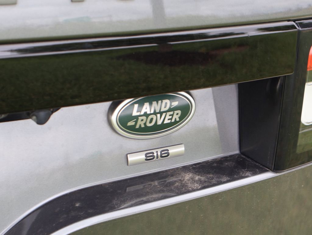 Used 2019 Land Rover Discovery SE AWD/4WD image 16
