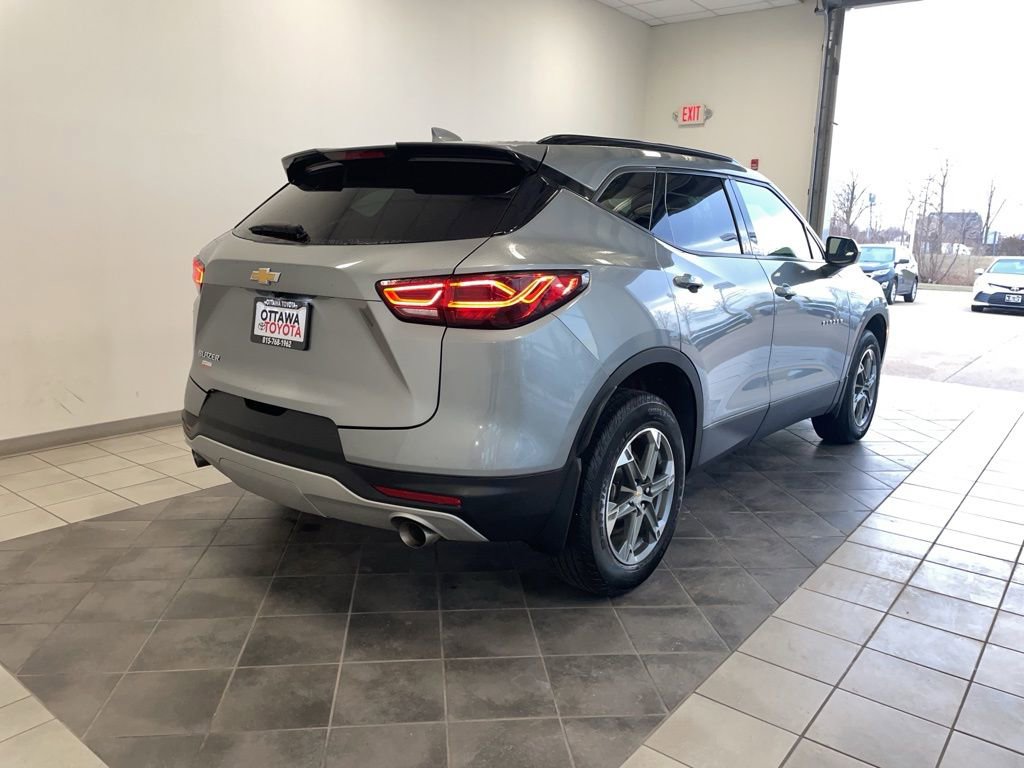 Used 2024 Chevrolet Blazer LT w/ Convenience Package image 5