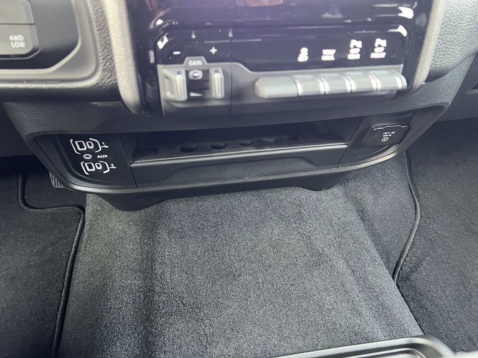 New 2026 RAM 2500 Tradesman image 25