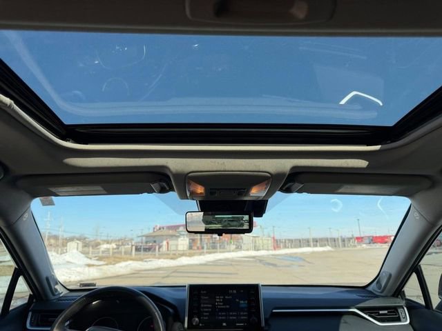 Used 2019 Toyota RAV4 XLE Premium w/ Advanced Technology Package image 9