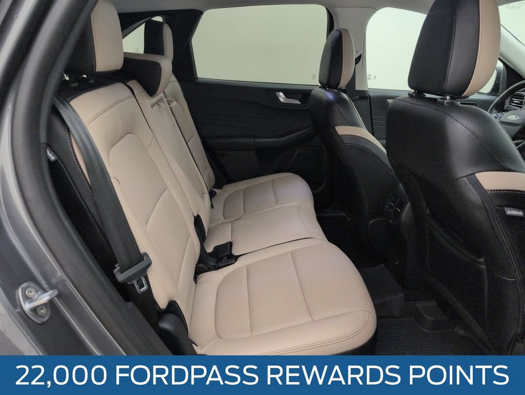 Used 2022 Ford Escape SEL AWD/4WD image 16