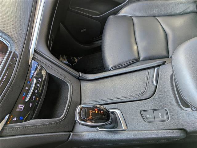 Used 2017 Cadillac XT5 Premium Luxury w/ LPO, Wheel Lock Package image 15