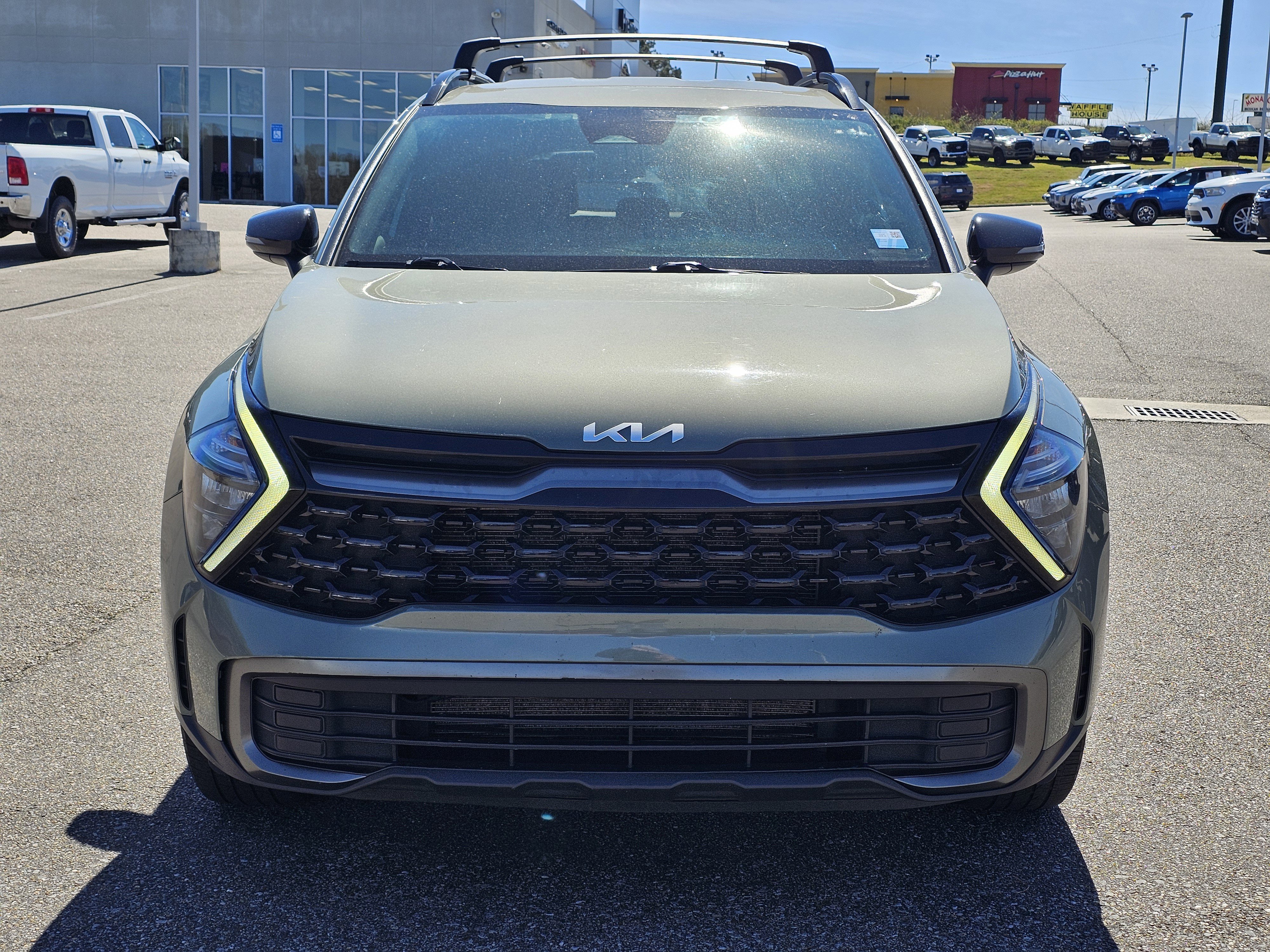 Used 2023 Kia Sportage X-Line AWD/4WD image 2