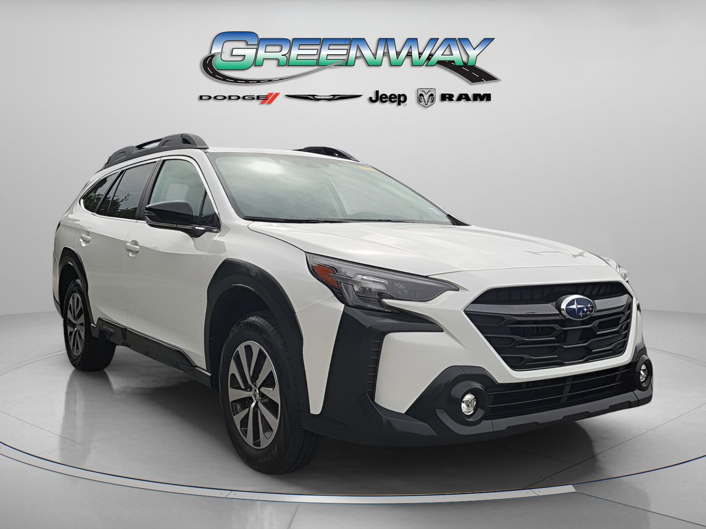Used 2025 Subaru Outback Premium image 1