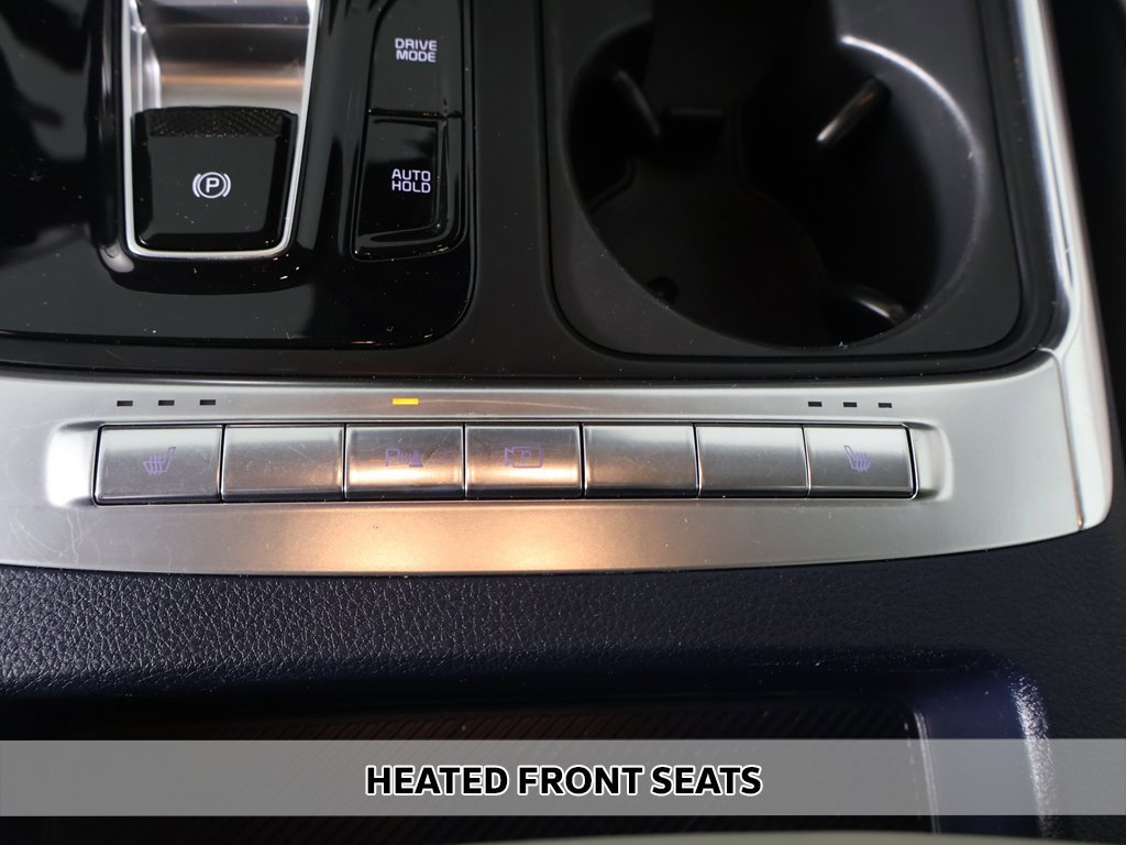 Used 2025 Kia Carnival EX image 7