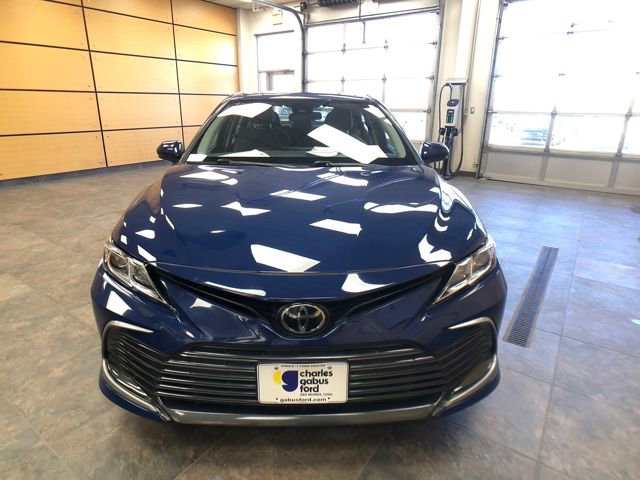 Used 2023 Toyota Camry LE FWD image 2