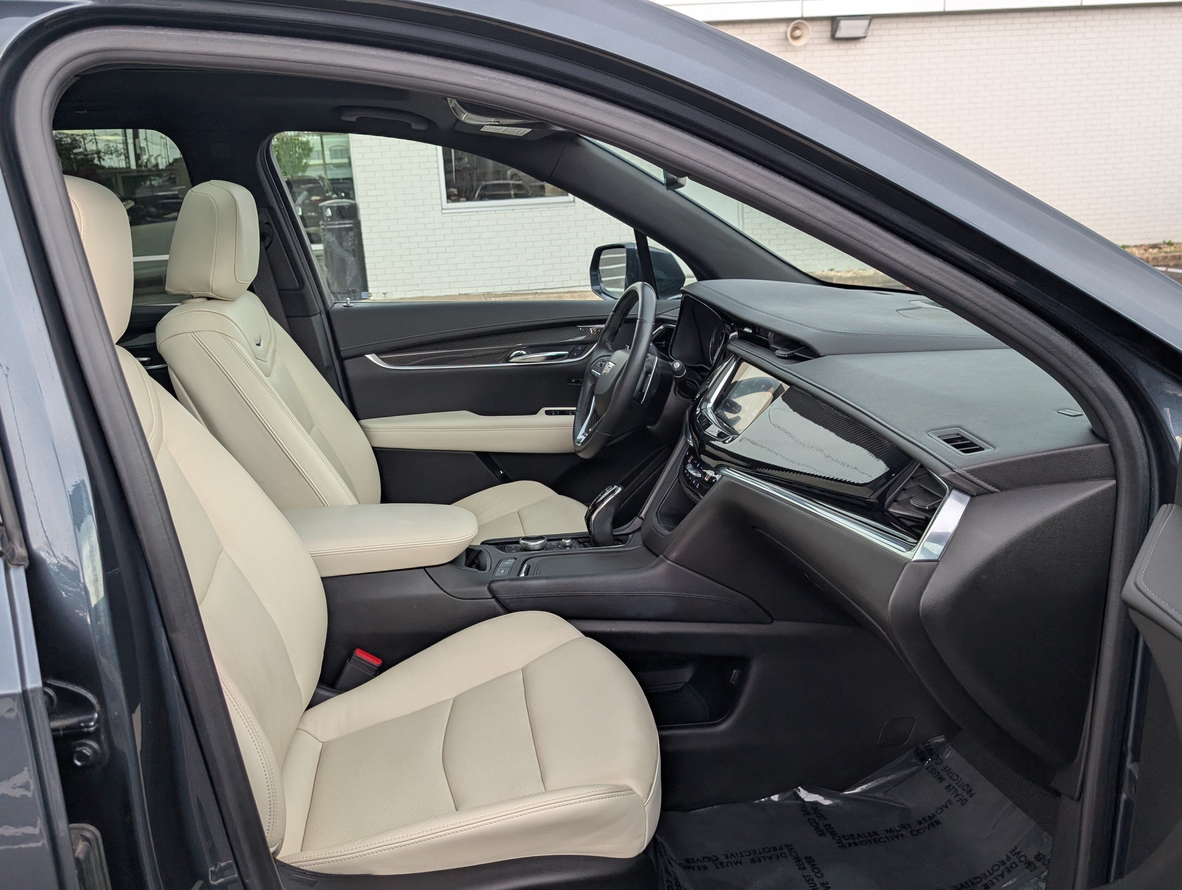 Used 2020 Cadillac XT6 Sport AWD/4WD image 11