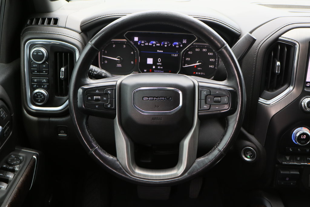 Used 2022 GMC Sierra 3500 Denali AWD/4WD image 14