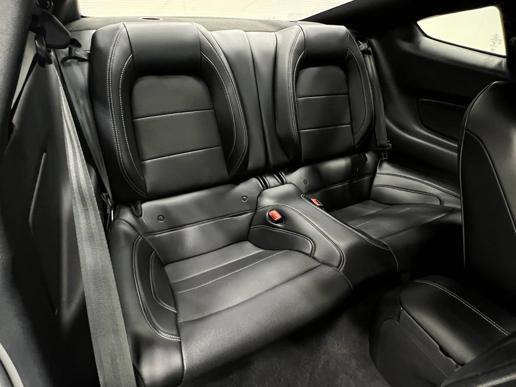 Used 2019 Ford Mustang GT Premium w/ Equipment Group 401A RWD image 33