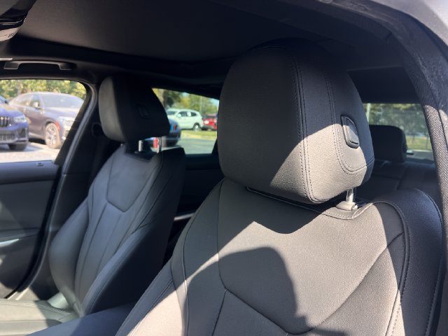 Used 2020 BMW 330i Sedan w/ Convenience Package RWD image 14