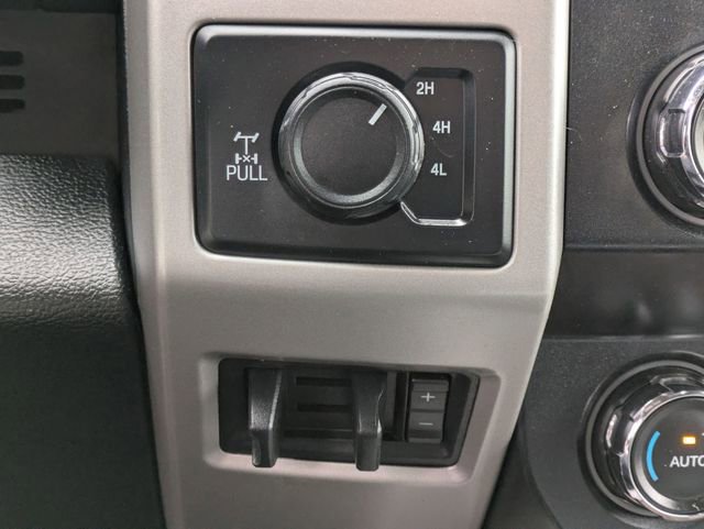 Used 2019 Ford F250 Lariat w/ Chrome Package image 23