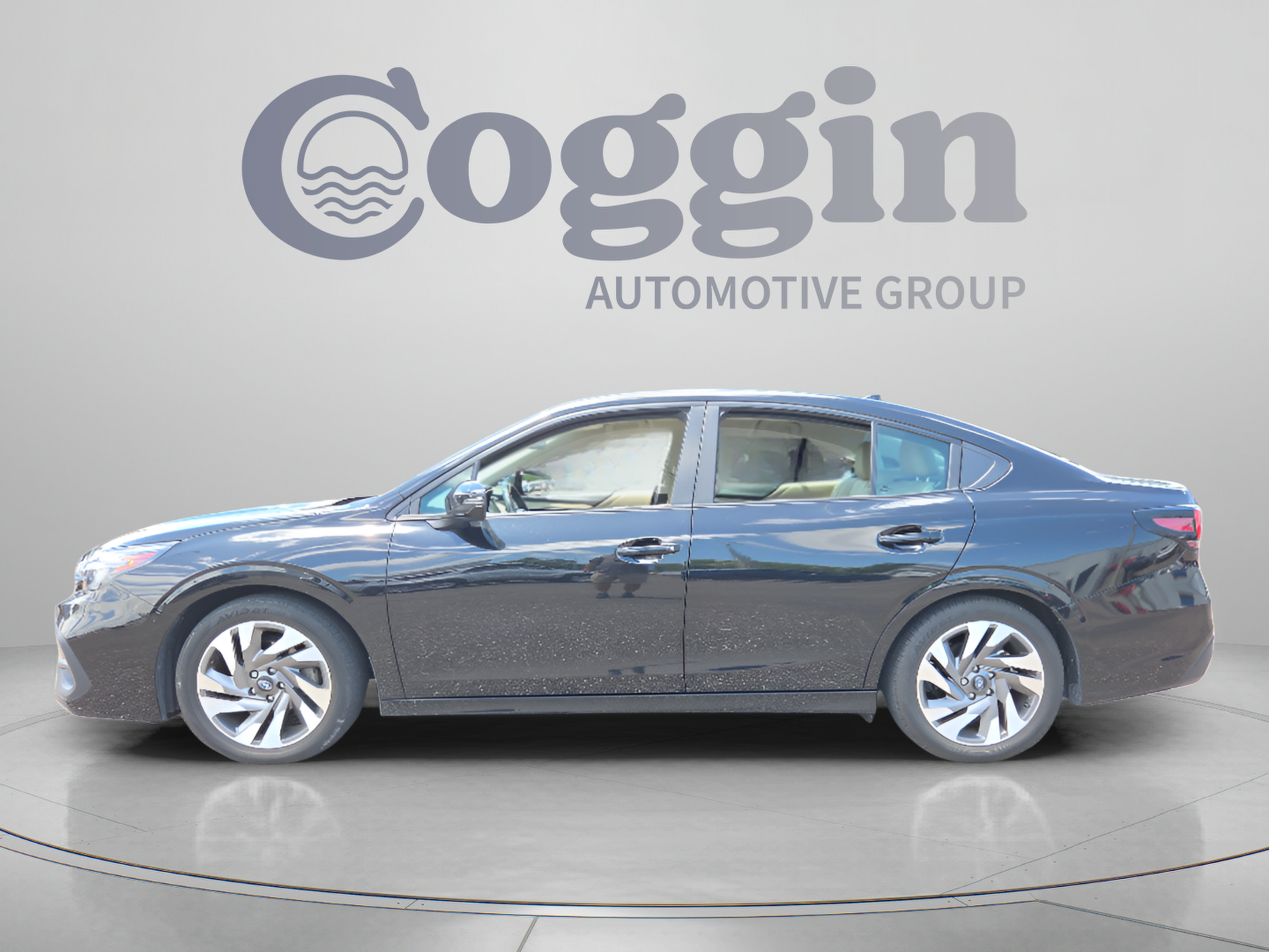 Used 2024 Subaru Legacy Limited AWD/4WD image 2