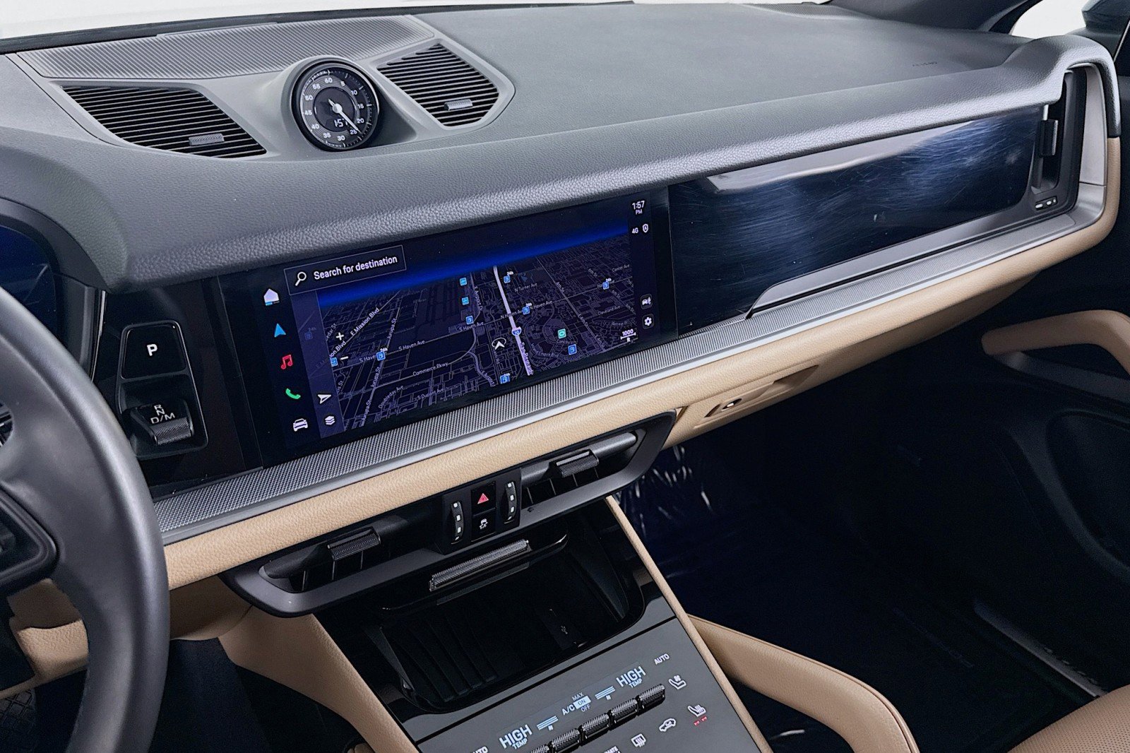 Used 2025 Porsche Cayenne Coupe image 20