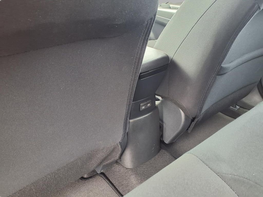 Certified 2025 Nissan Kicks Play S image 23