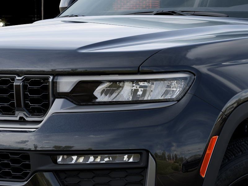 New 2026 Jeep Grand Cherokee Limited w/ Limited Altitude Package image 10