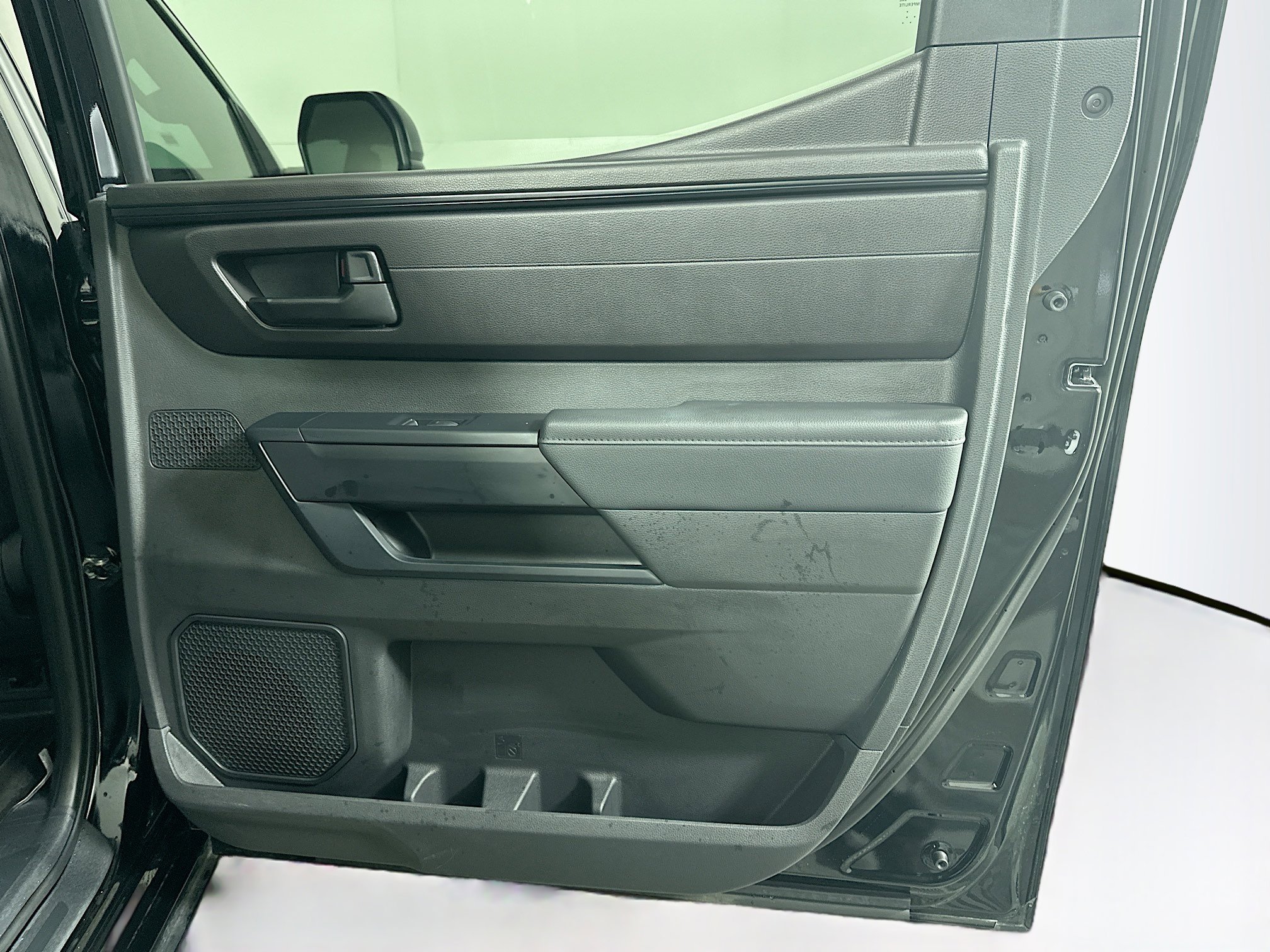 Used 2025 Toyota Tundra SR image 30