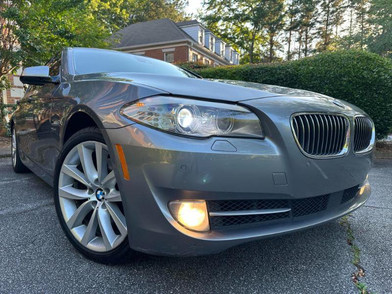Used 2011 BMW 535i xDrive Sedan AWD/4WD image 6