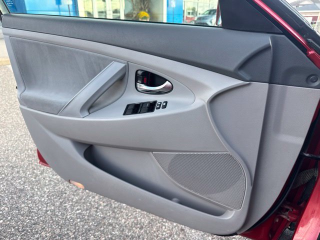Used 2009 Toyota Camry LE FWD image 21
